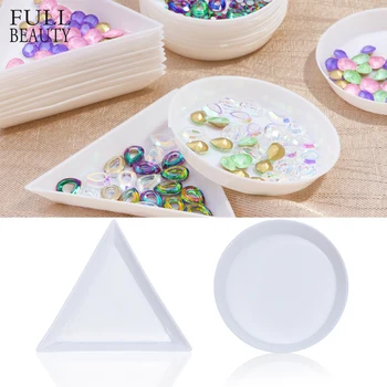 

Full Beauty Triangle Plastic Rhinestone Nail Art Storage Box Plate Tray Holder Container Jewelry Glitter Cup Manicure Tool CHA11