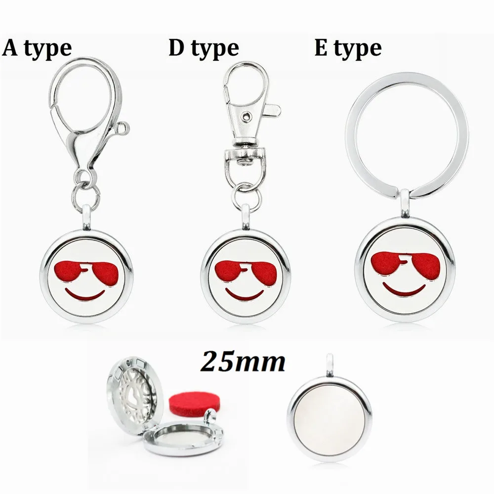 

Cute Face Key Chain With 5 Pads 25mm Aroma locket essential oil Locket Perfume Diffuser Lobster clasp Key ring