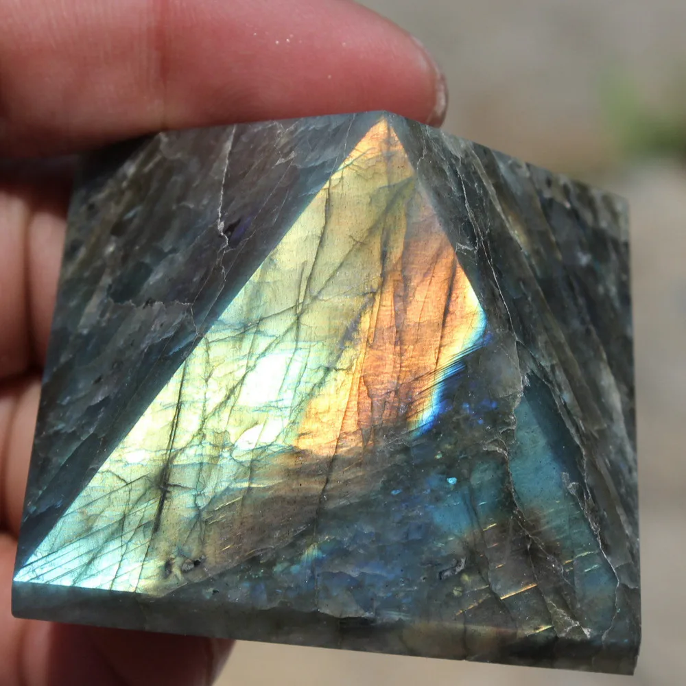 

huij 00525 Natural labradorite Quartz Crystal Pyramid Healing China