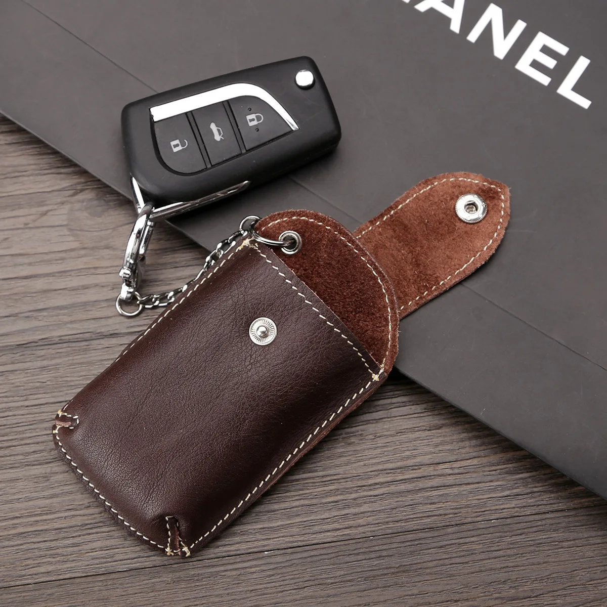 

Genuine Leather Key Case Men Wearing Belt Waistband Keychain Holder Car Remote Controller & Household Keys Protective Bag