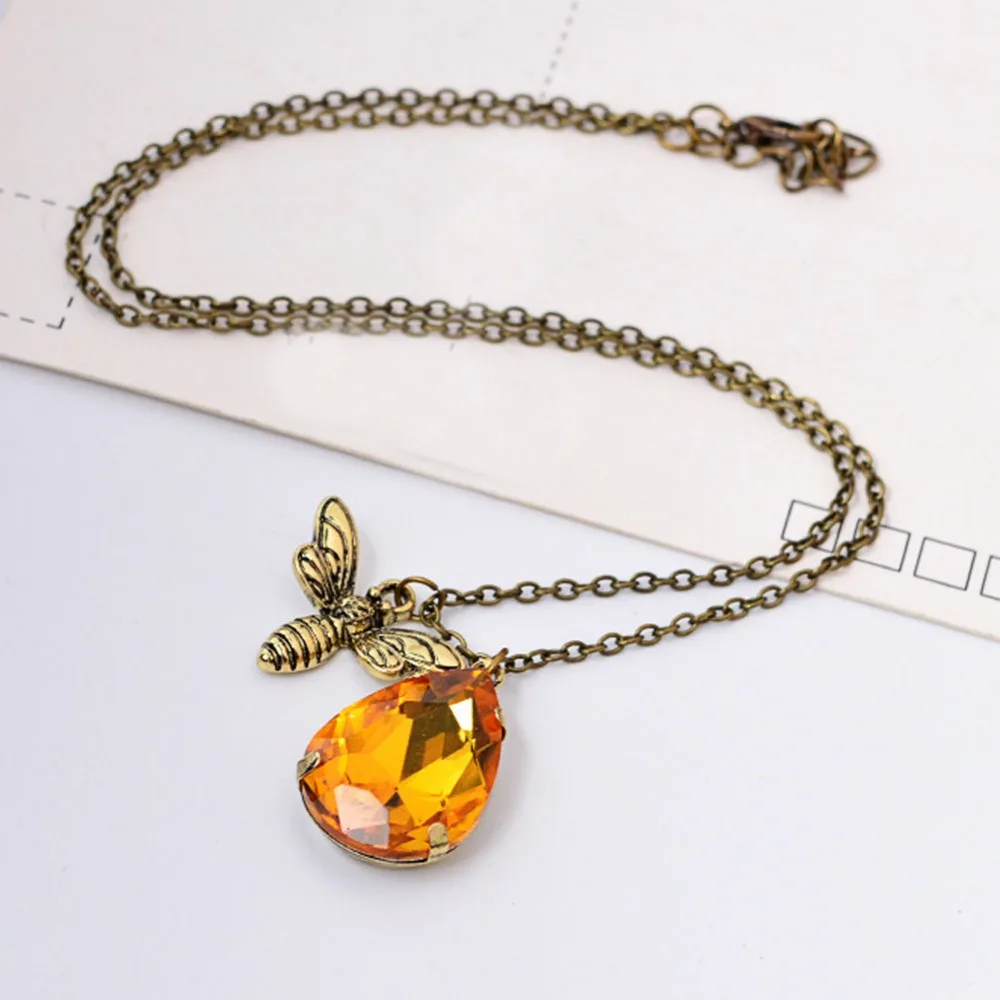 

Cute Yellow Crystal Honey Bee Pendent Necklace Birthstone Pendant Lover Gift