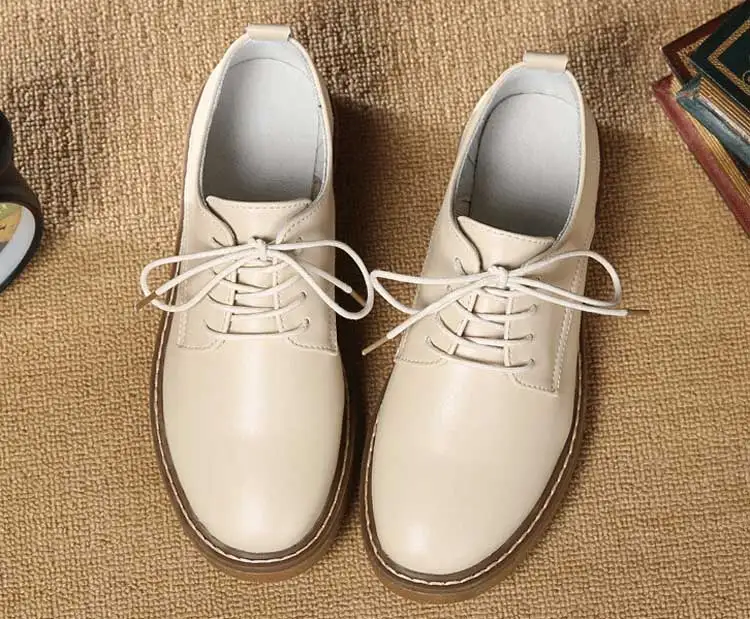 النساء أحذية من الجلد الأسود البيج حذاء كاجوال السيدات سميكة أسفل الأحذية المسطحة النساء مريحة أحذية تزلج الأحذية