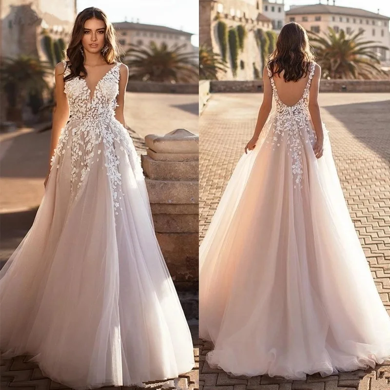 

Spaghetti Straps V Neck Wedding Gown Sleevesless Lace Tulle Bridal Dresses Sweep Train Backless Wedding Dress Robe de Mariee