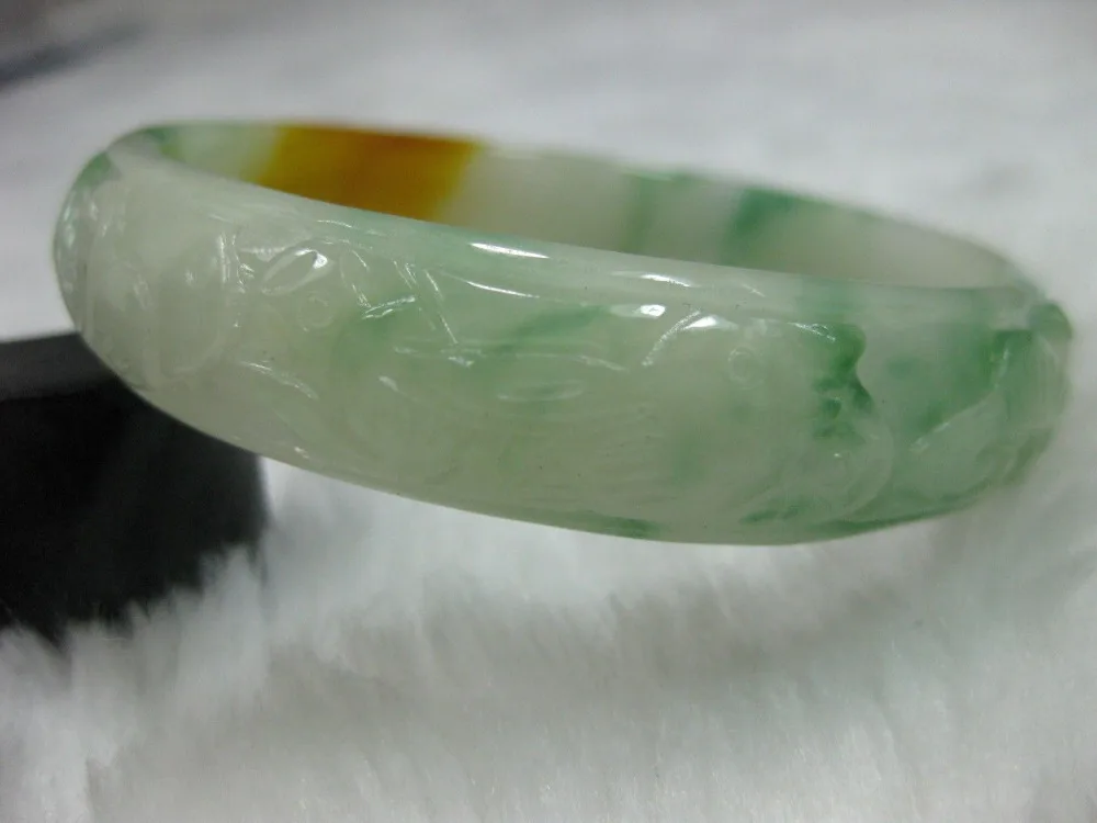 

2359 NATURE BEAUTIFUL CARVING GREEN YELLOW JADE JADEITE BRACELET BANGLE