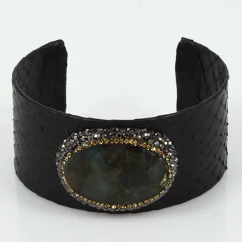 

Hot Sale High Quality Snakeskin Leather Bracelet Bangle Charm Women Snake Cuff Bangle Bracelet with Rhinestone Paved