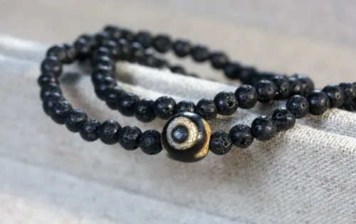 2019-New-Design-Natural-Lava-Stone-Two-Row-Tibetan-Buddhism-Bracelet-With-The-Third-Eye-Of-Budda-Charm-Thin-Jewelry (8)