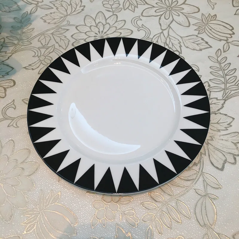 Stylish and simple striped plate (3)