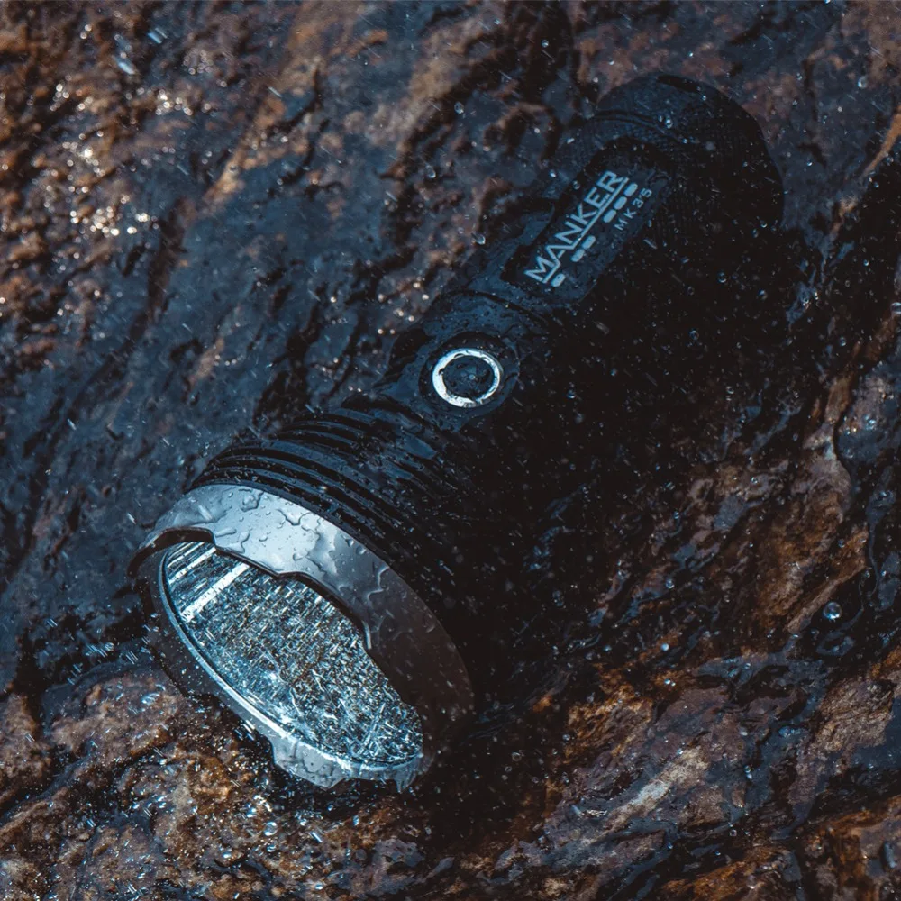 Мощный светодиодный фонарик Manker MK35 1420 м 2550 люмен Cree XHP35 HI прожектор с 4