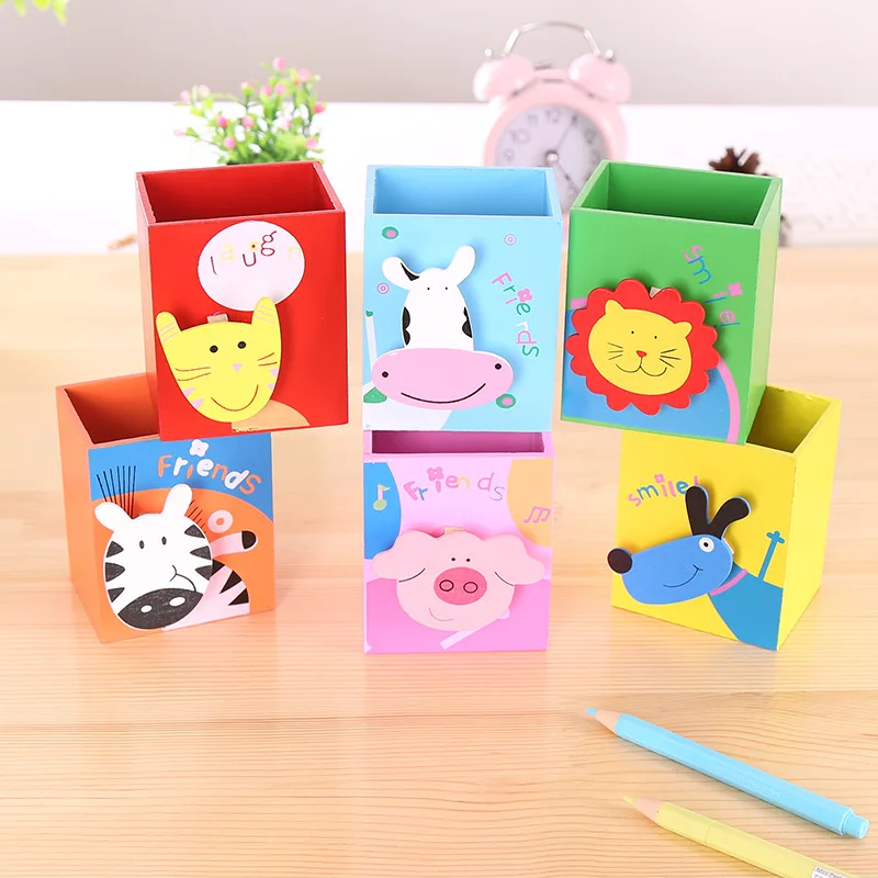 

1Pcs Random Wooden Cartoon Pen Holder Cute Animal Pen Box Students Supplies Gift Desk Organizer Pencil Storage School Stationery