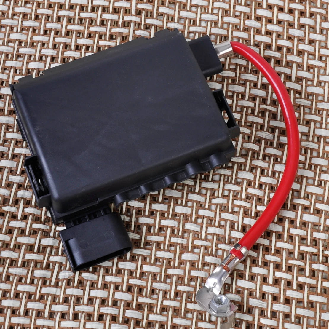 

CITALL 1J0937550A Fuse Box Battery Terminal 1J0 937 550A for VW Beetle Golf Golf City Jetta Audi A3/S3 Seat Leon Skoda Octavia