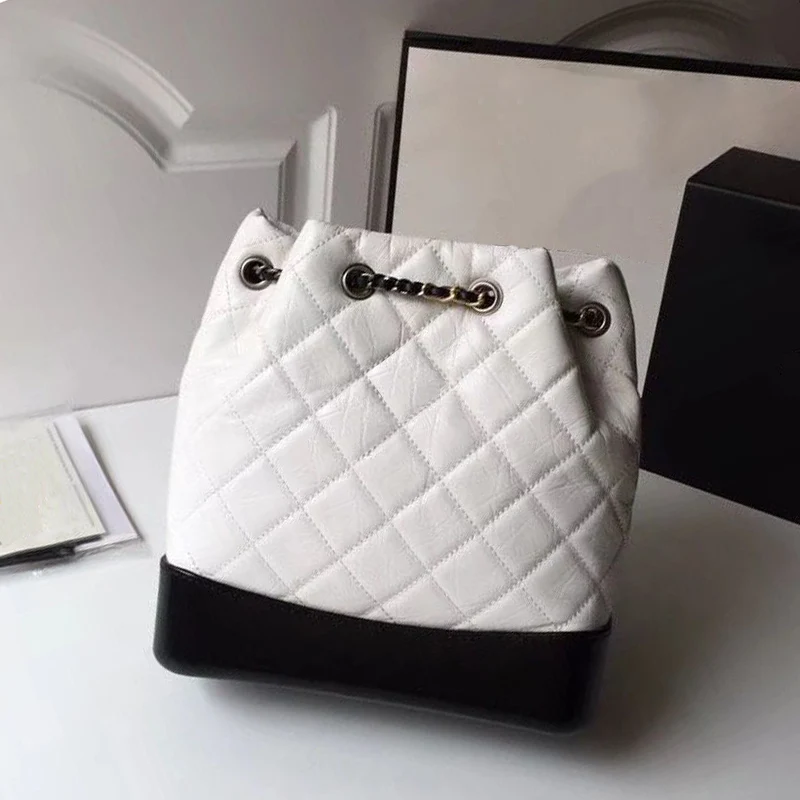 

Fashionable Bag New Arrival Luxury Brand Backpack for Women Small Backpack Simple Portable Folding Designer Leather Bag