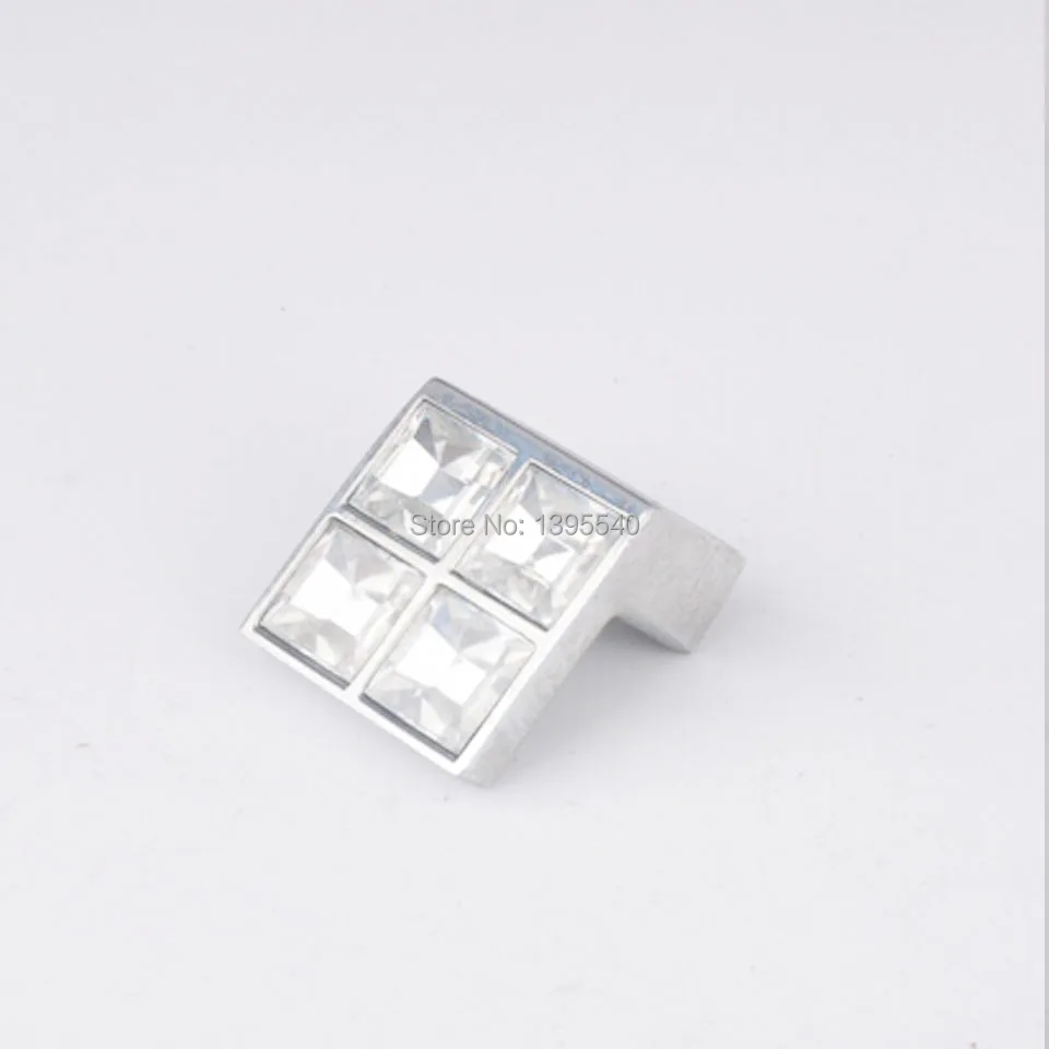 square crystal cabinet handle 4.jpg