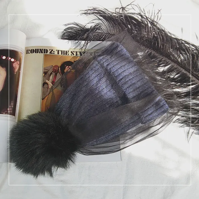 2018 новые зимние сетки вязаные Шапки для Для женщин женские шерсть skullies шапочки Для женщин; помпоны из натурального меха шляпа Дамы Теплая