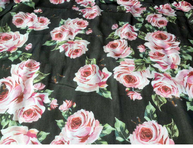 Новая Европейская и американская мода розовая цифровая печать полиэфирная ткань шифоновая цветочная ткань на заказ