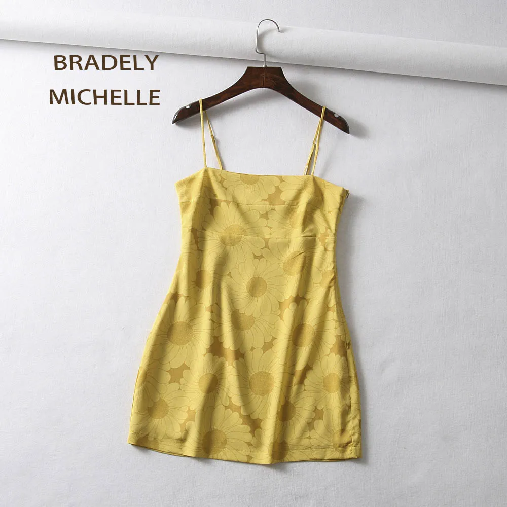 Летнее мини платье BRADELY MICHELLE сексуальное на бретельках с вырезом лодочкой без