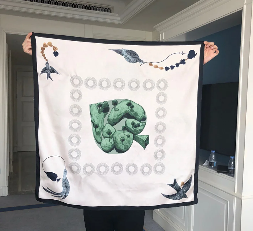 

Real Silk Twill Scarf Fashion Women Shawl Headscarf Scarves Hijab Wraps Fourald Beautiful Heart Pattern 90*90cm