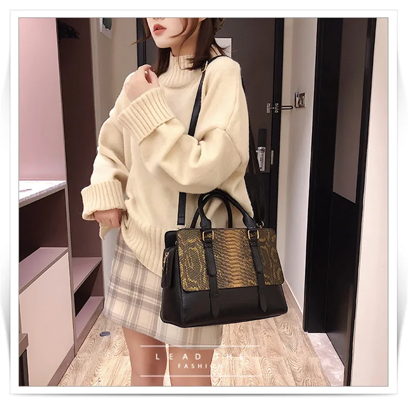 Fashion Serpentine Pattern Women Handbag Big Snake Skin PU Leather Crossbody Female Bag Brown Green Sac Femme Large Shoulder Bag