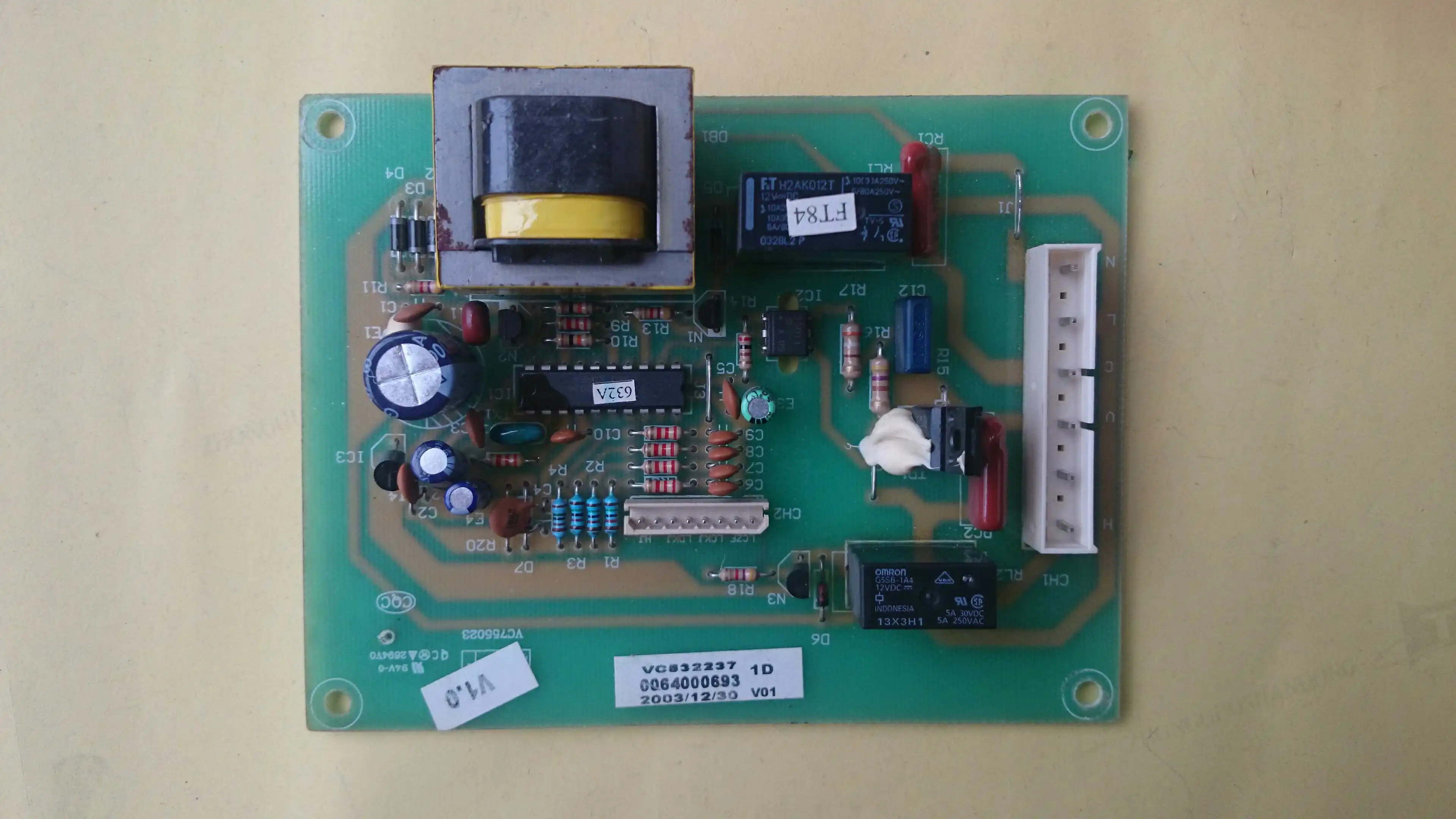 The original Haier refrigerator power main control board 0064000693 for