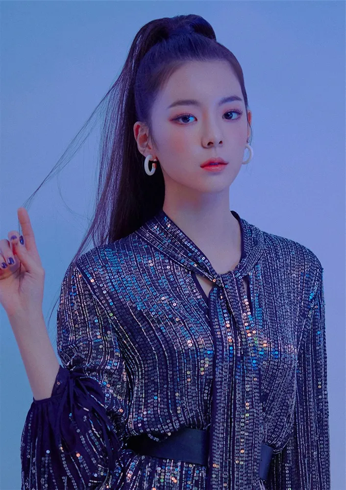 ITZY Kpop постеры корейские певцы глянцевые бумажные принты четкое изображение яркие цвета украшения дома - Цвет: Светло-серый