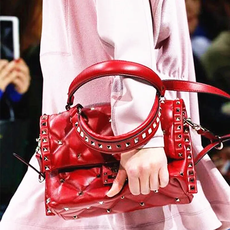 

Italian Luxury Brand Women Rivet Shoulder Bag Contrast Color Stitching Genuine Leather Handbags Totes Famous Designer Sac A Main