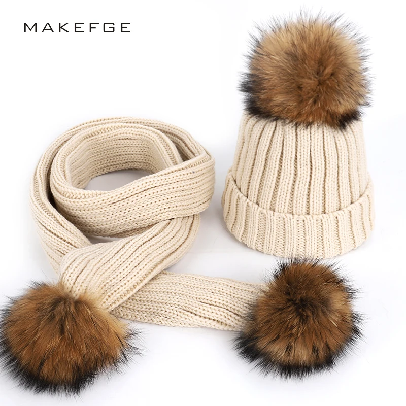 

Parent-child cotton caps scarf two-piece warm and comfortable thick ski hats natural raccoon fur pom-poms Skullies Beanies bone