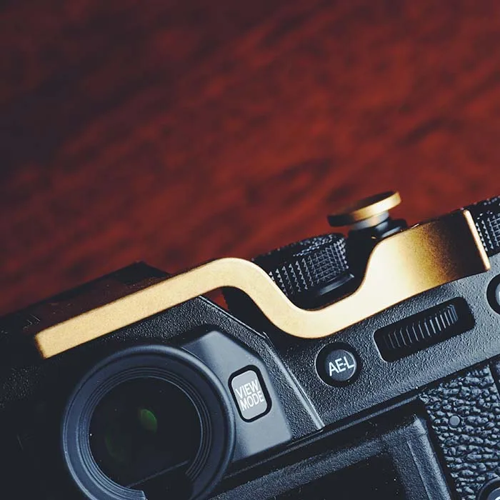 Thumb UP Thumb Grip For Fuji XT20 XT10 Fujifilm X-T20 X-T10 Interchangeable Lens Digital Camera/ILDC Thumb UP Thumb Grip For Fuji XT20 XT10 Fujifilm X-T20 X-T10 Interchangeable Lens Digital Camera/ILDC