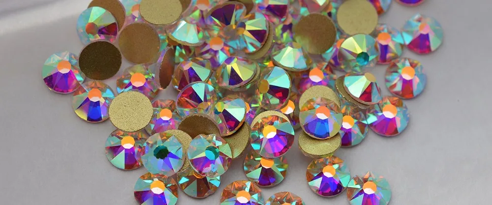 16 Cut Face Rhinestones 5