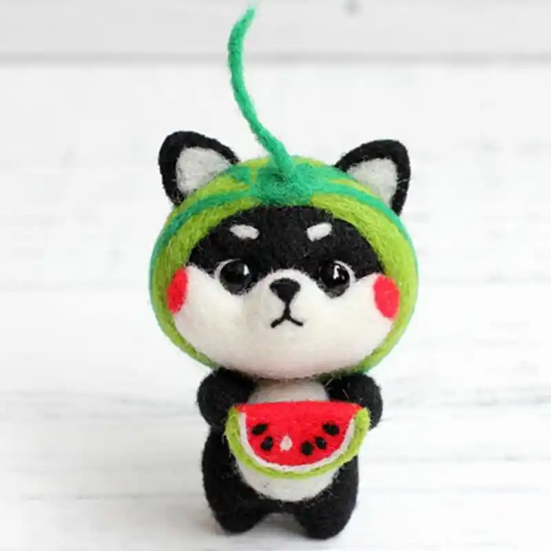 Leidersty Felt Animals Needle Felting Kit Handcraft Kit for Needle Material Bag Pack Non Finished Poked Set Griaffe Penguin Wool Felt Craft DIY