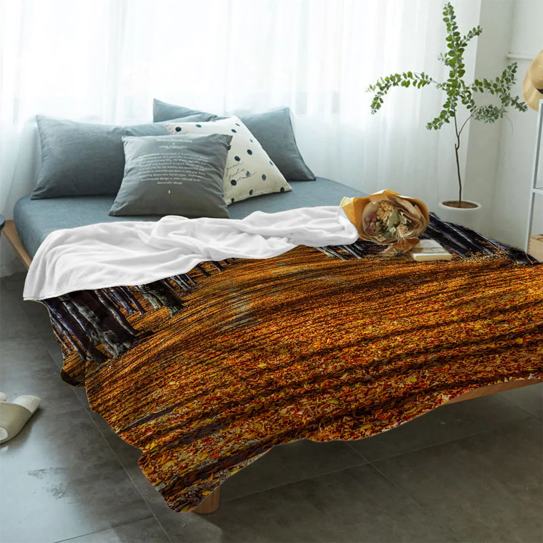 Natural Scenery in Autumn Park Fallen leaves Soft Fleece Throw Blanket