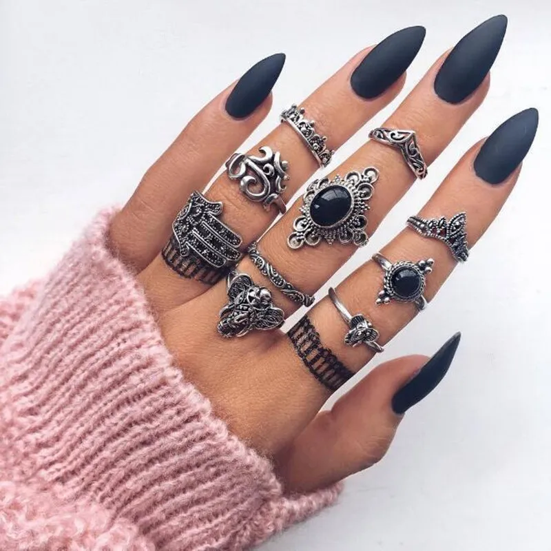 

10 pieces / set of European and American retro antique silver elephant palm crown hand carved ring set ring ring female jewelry