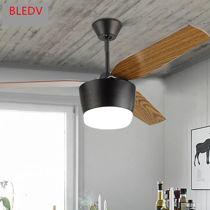 Factory Wholesale High Quality American Retro Ceiling Fan Creative ledCeiling Fans 3 Blades 110