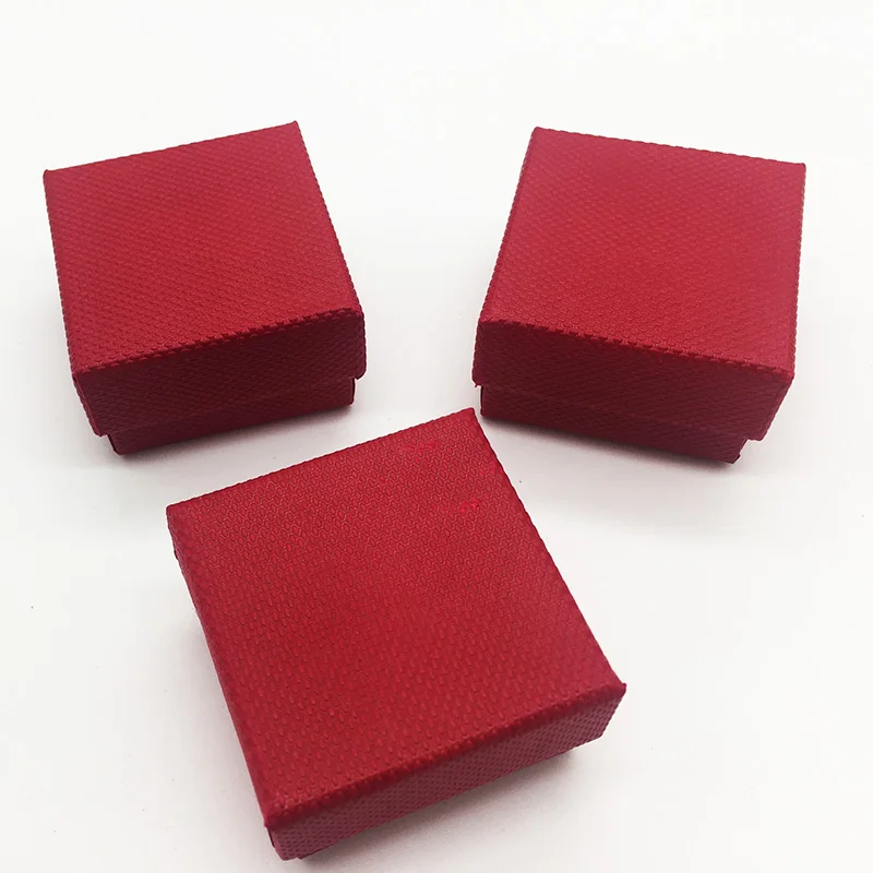 

2019 New 10pcs a lot fashion box 5x5x3cm red dot pring Kraft paper box For earring/ring /bracelet/necklace jewelry box A96
