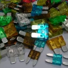 Средний плавкий предохранитель 5A 7.5A 10A 15A 20A 25A 30A 100 шт