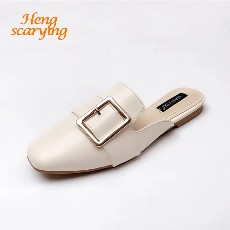 

2019 Summer Women Soft Leather Flat Slides Mules Closed Toe Buckle Slippers Square Toe Slides Luxury White Beige Black Shoes