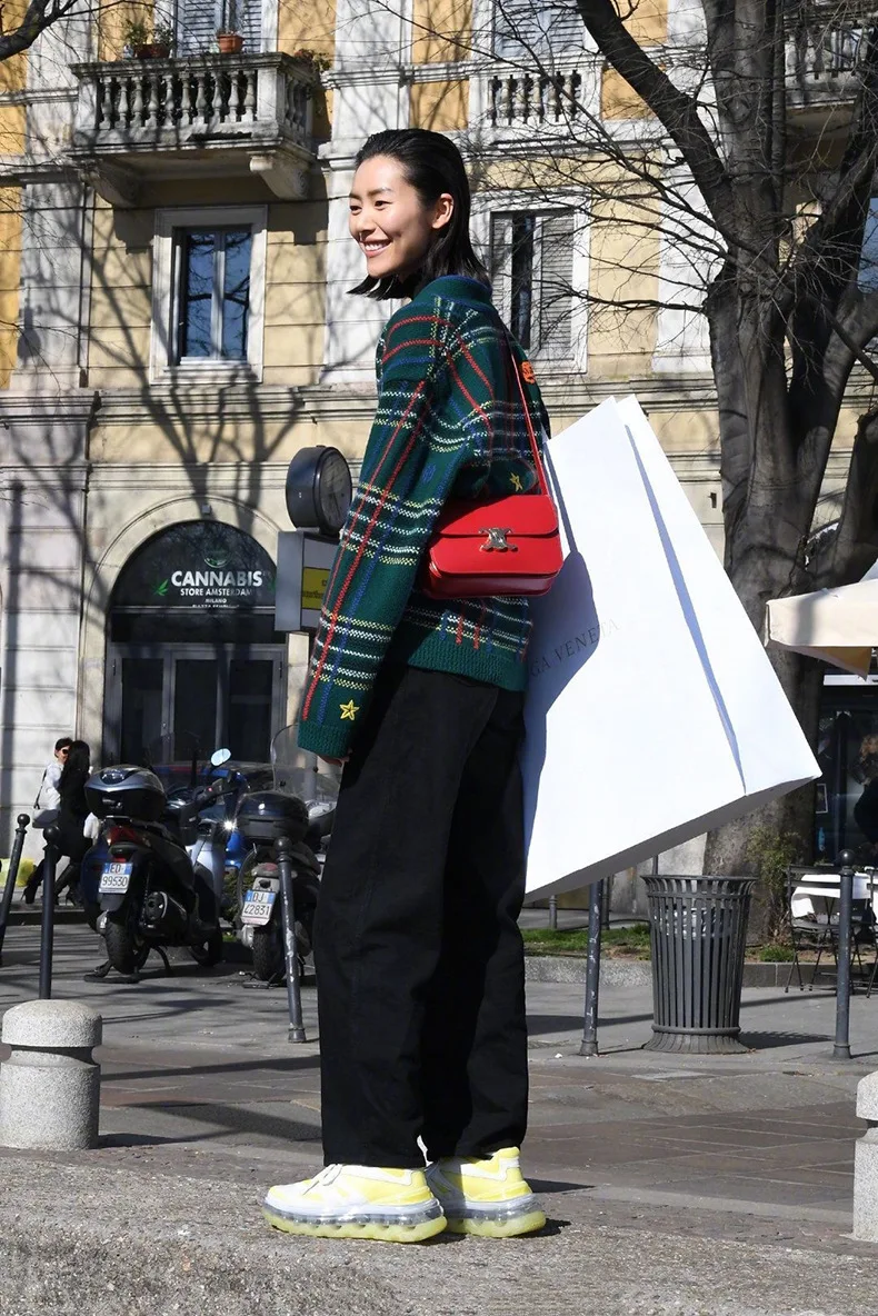 Star Liu Wen Street Pat The Same Vintage Plaid Wool Woven V-neck Loose Long-sleeved Cardigan 2019 V-Neck Sweater Clothes Women