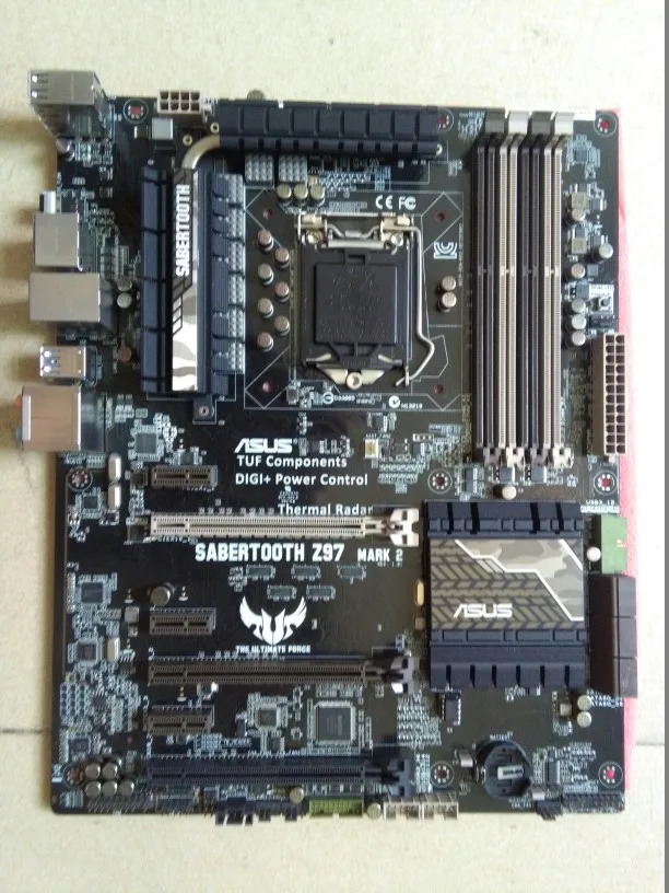 Asus SABERTOOTH Z97 MARK 2 настольная материнская плата LGA 1150 i7 i5 DDR3 32G ATX используется 90% новый
