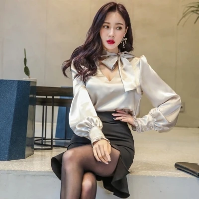 

2018 new women fashion shirt bowtie deep V-neck puff sleeve silky satin blouse Office Ladies sexy blouse Chemise Mujer Blusa Top
