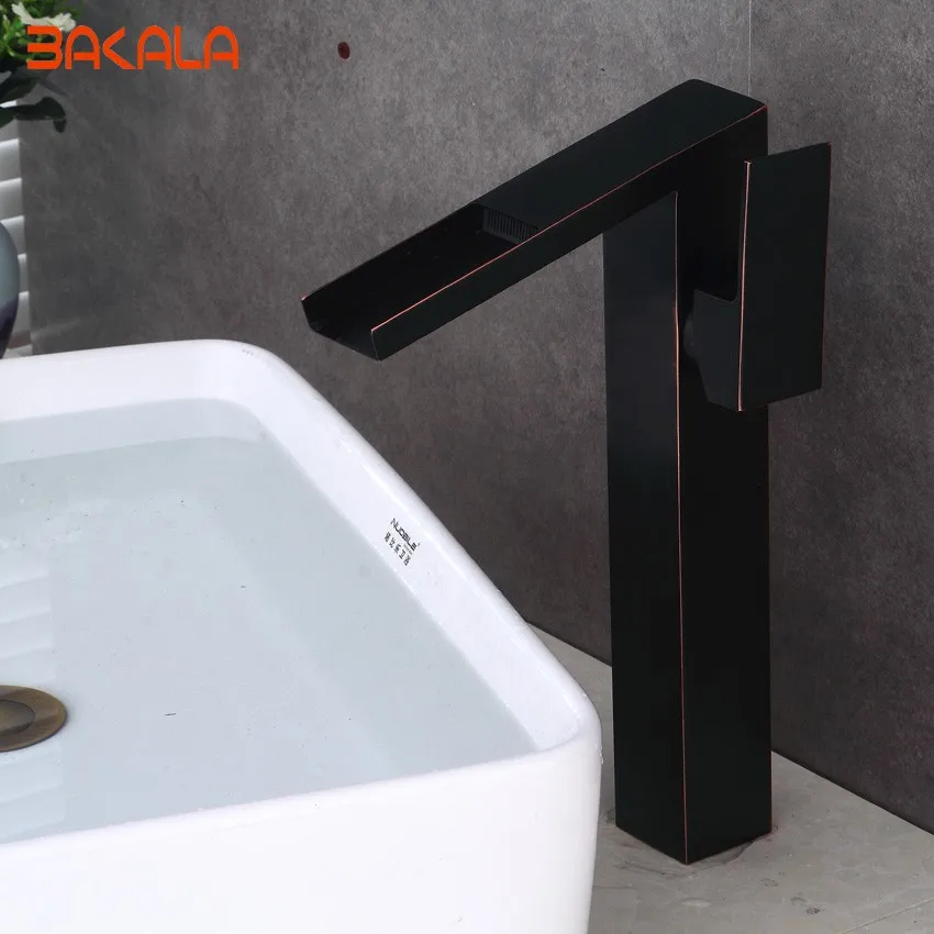 Бакала недавно bathroomfaucet водопад смеситель. Orb/Никель матовый раковины водопад бассейна кран горячей и холодной воды br-20174001