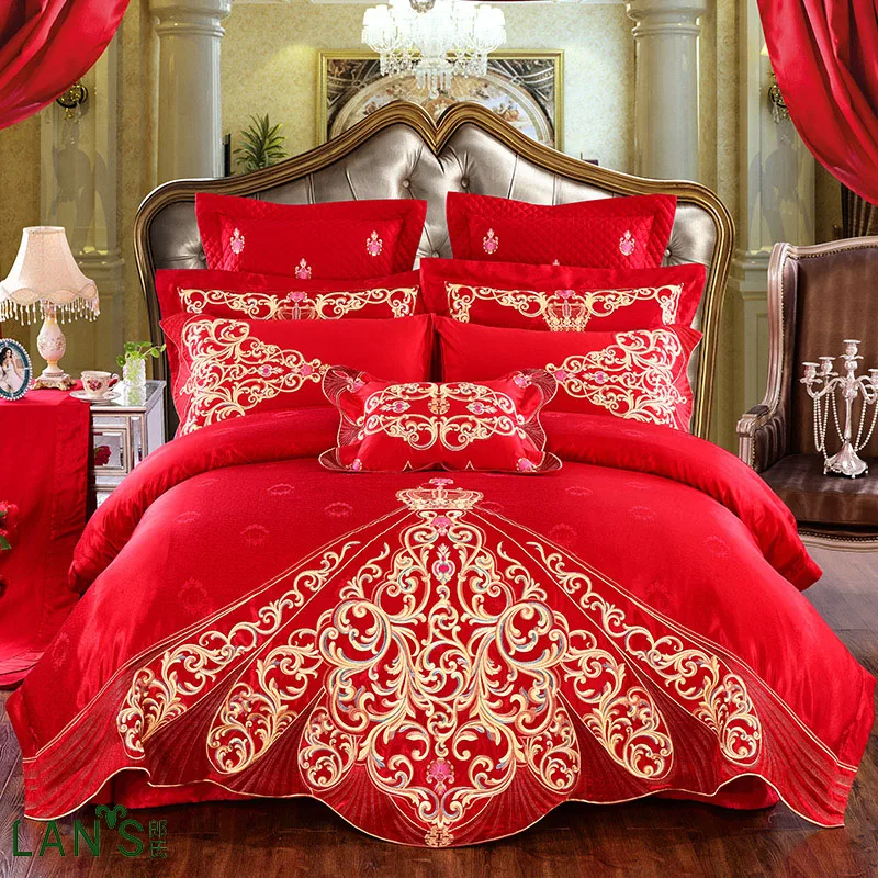 2017 Shiny Luxury Gold Embroidery Jacquard 6pcs Bedding Sets 100cotton