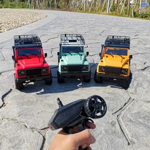 Jouet de voiture RC pour enfants, modèle de voiture télécommandé sans fil pour garçons, modèle MN D90 échelle 1:12 RC 2.4G, véhicule-jouet à quatre roues motrices