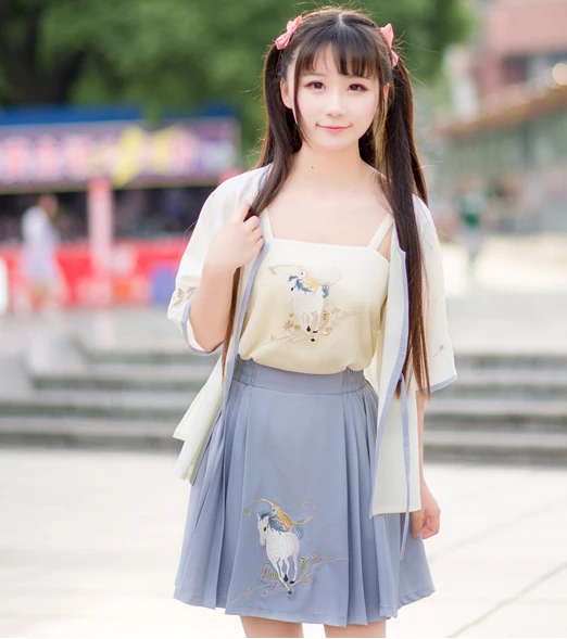 

"Blow the Lotus Leaf" Women's Chinese Style Hanfu Element 3pcs Set: Chiffon Blouse + Suspender Vest T-shirt + Skirt Embroidery