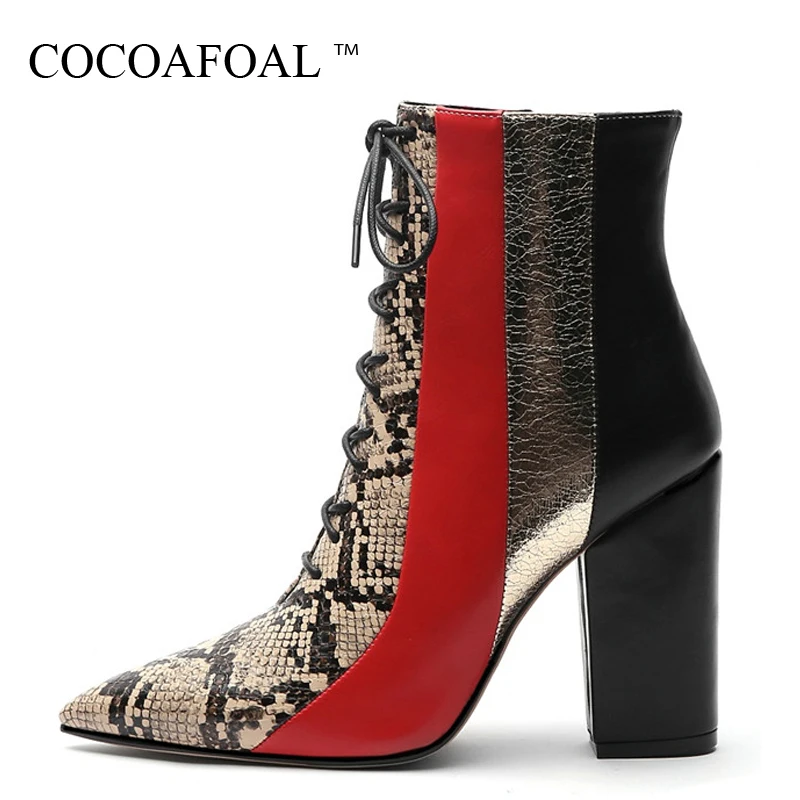 COCOAFOAL/зимние женские ботильоны на высоком каблуке; ботинки «Челси» со змеиным узором; женская обувь; Ботинки martin с острым носком и леопардовым принтом