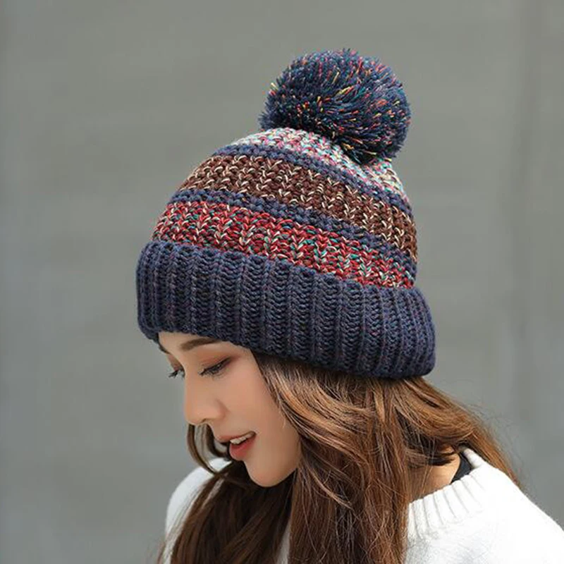 Новая Шапка-бини, Женская осенне-зимняя шапка, Толстая теплая разноцветная шапка с помпоном, женская повседневная меховая женская шапка, лыжные шапочки