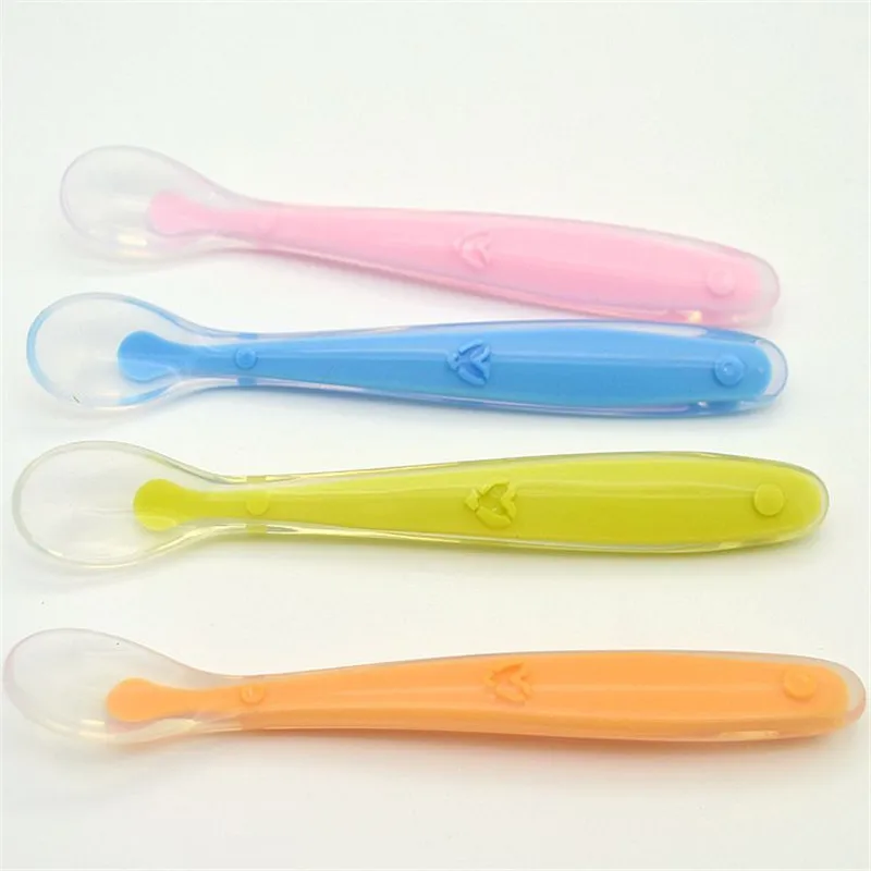 2017 Baby Spoon Safety Silicone Feeding Flatware Baby Feeder Utensils Feeding Spoon Tableware Spoons Baby Utensils