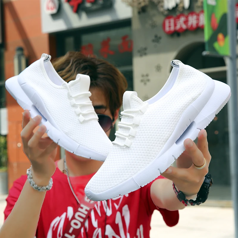 

2019 Ultra Light Sneakers Men New Breathable Mesh White Lace Up Footwear Adult Comfortable Outdoor Fashion Casual Shoes Men