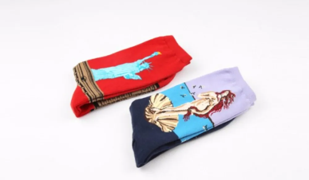 Мужские длинные хлопковые носки с креативным рисунком Мона Лиза/Звездная ночь/крик/Ангел/цунами, для отдыха, элитные подарочные Носки с рисунком поцелуя