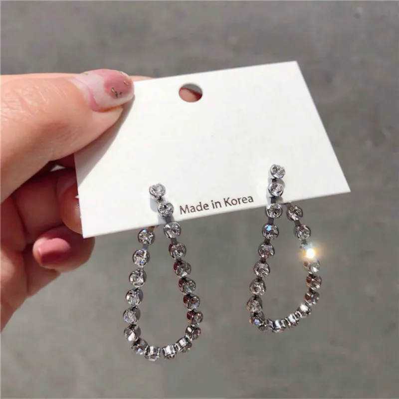 

2019 New Arrival Crystal Trendy Women Dangle Earrings Korean Fashion Simple Earrings Ins High-grade Small Eardrops Female