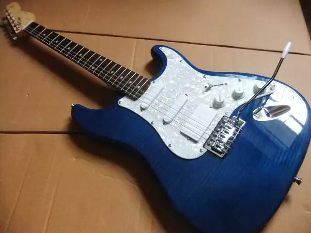 

Wholesale Cnbald Fdr New STR electric guitar best quality In blue 110615