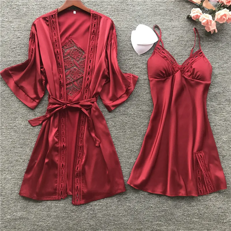 Women Robe& Gown Long Sleeve Ladies Nightwear Sets Sexy Lace Sleep Lounge Pijama Bathrobe Night Dress With Chest Pads - Цвет: Wine Red