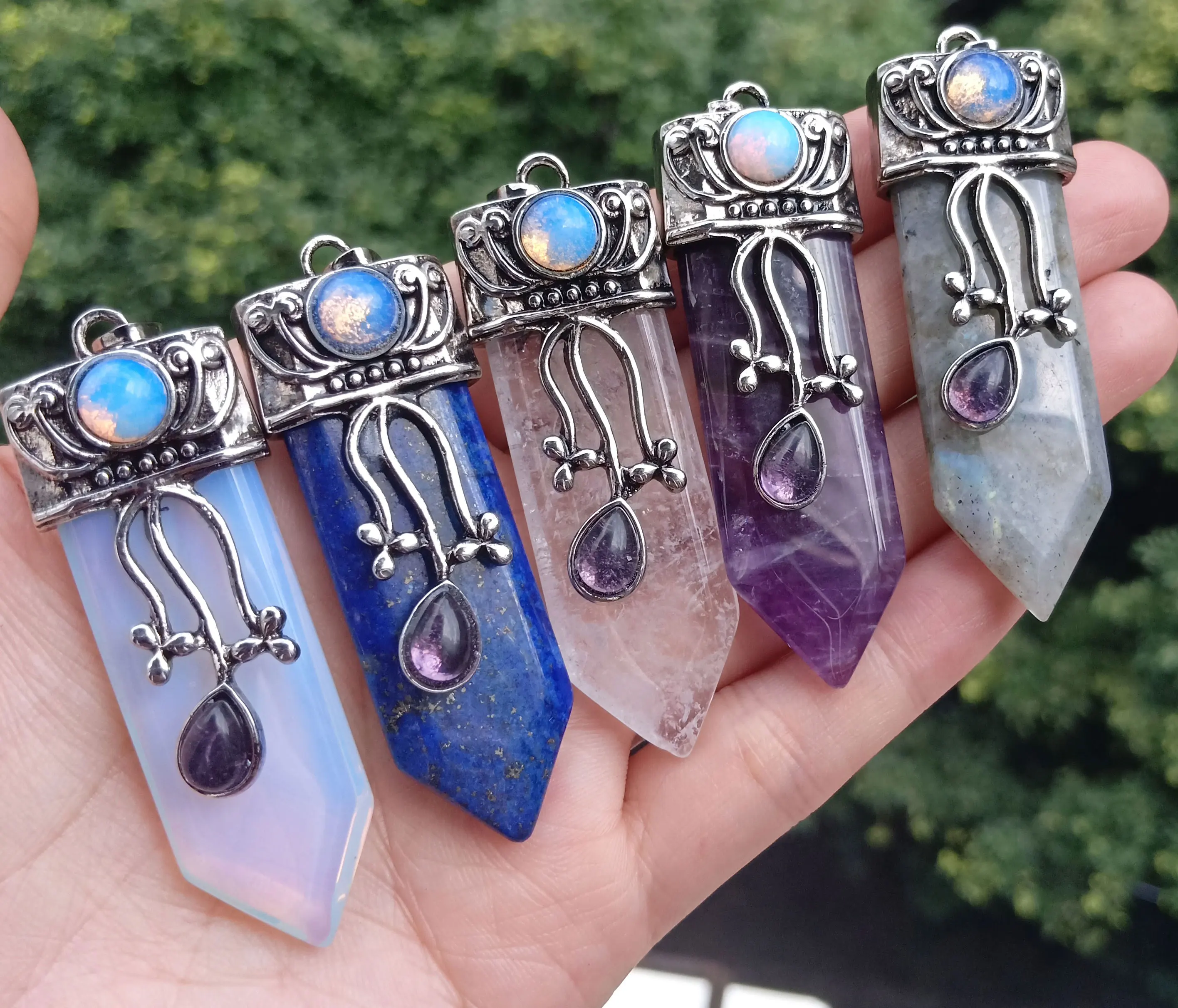 

Labradorite Amethyst Tiger eye Lapis Rock Quartz Rose quartz Sword Prism Chakra Reiki Healing Pendant